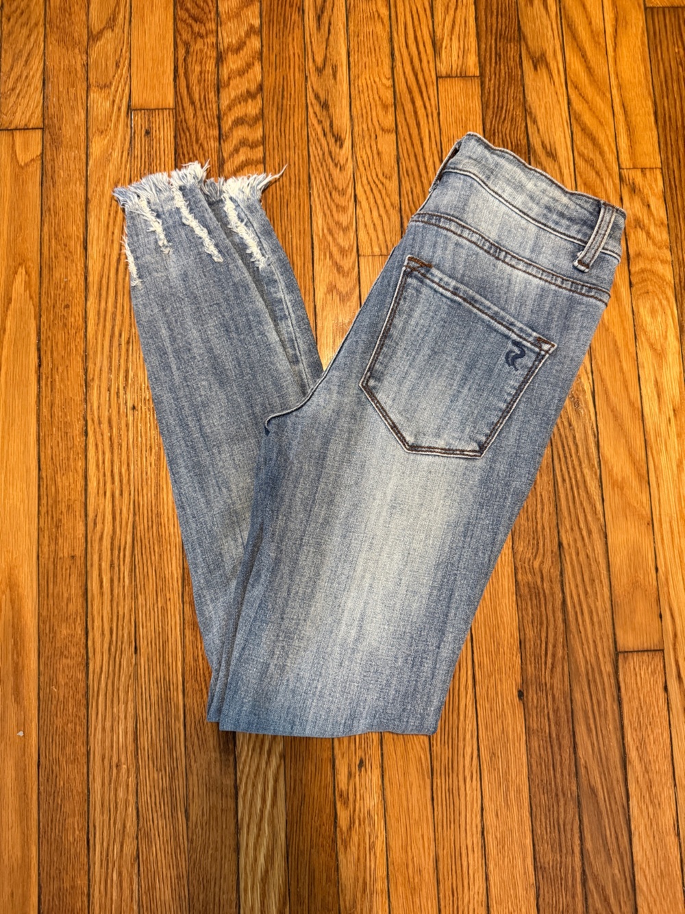Ziva Curve Distressed Skinny Jeans,  Women’s Size 1 Frayed Hem Light Wash